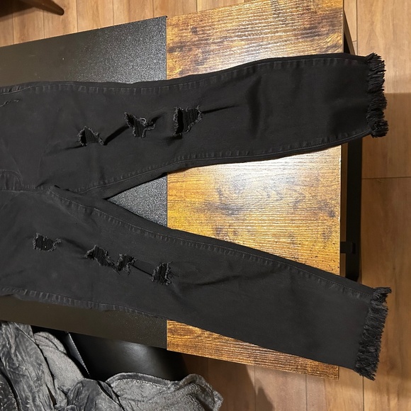 ON Black Rockstar Ripped Jeans - Picture 1 of 3